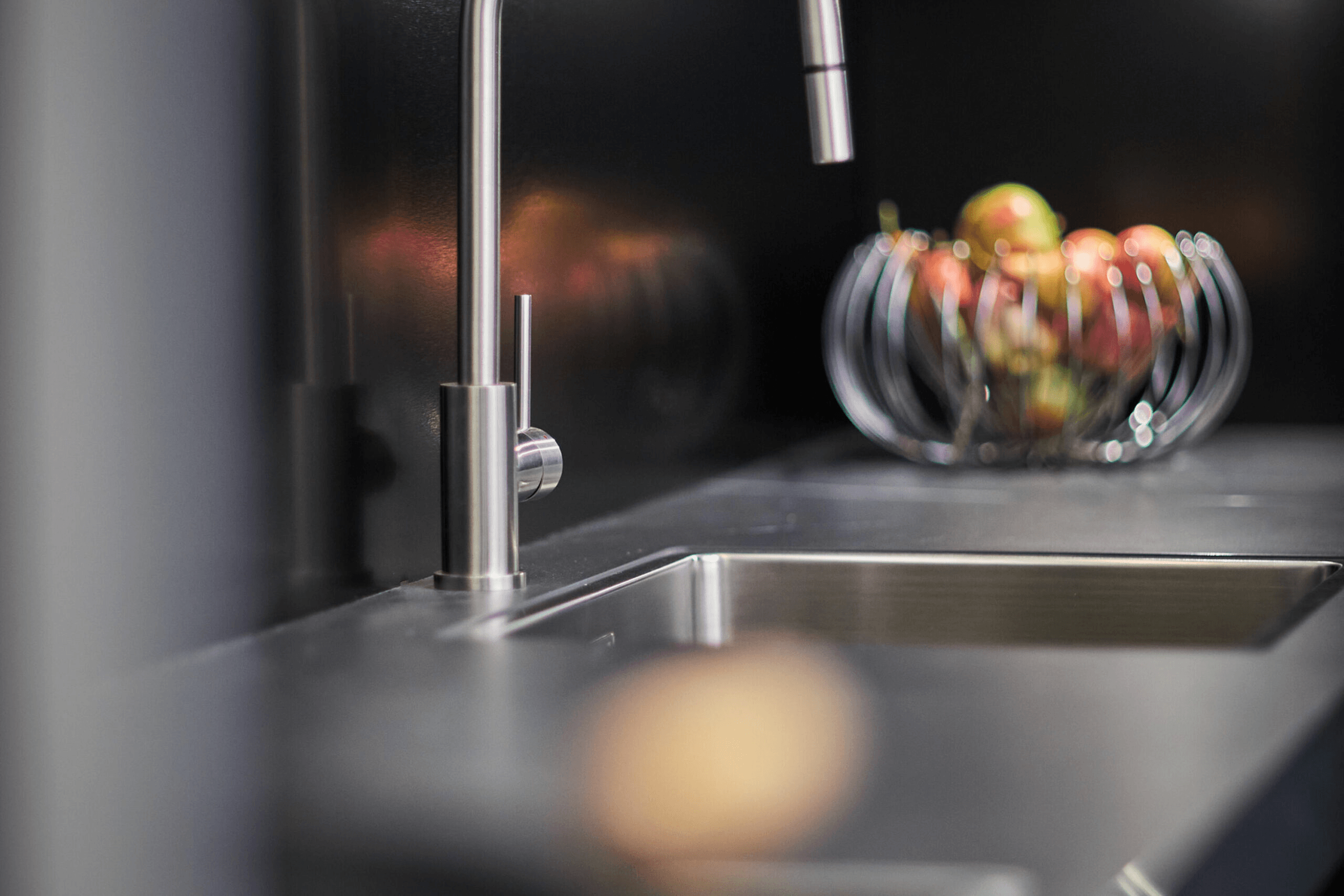 cocina a medida pared trasera barata