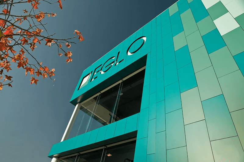 Revestimiento exterior de plástico