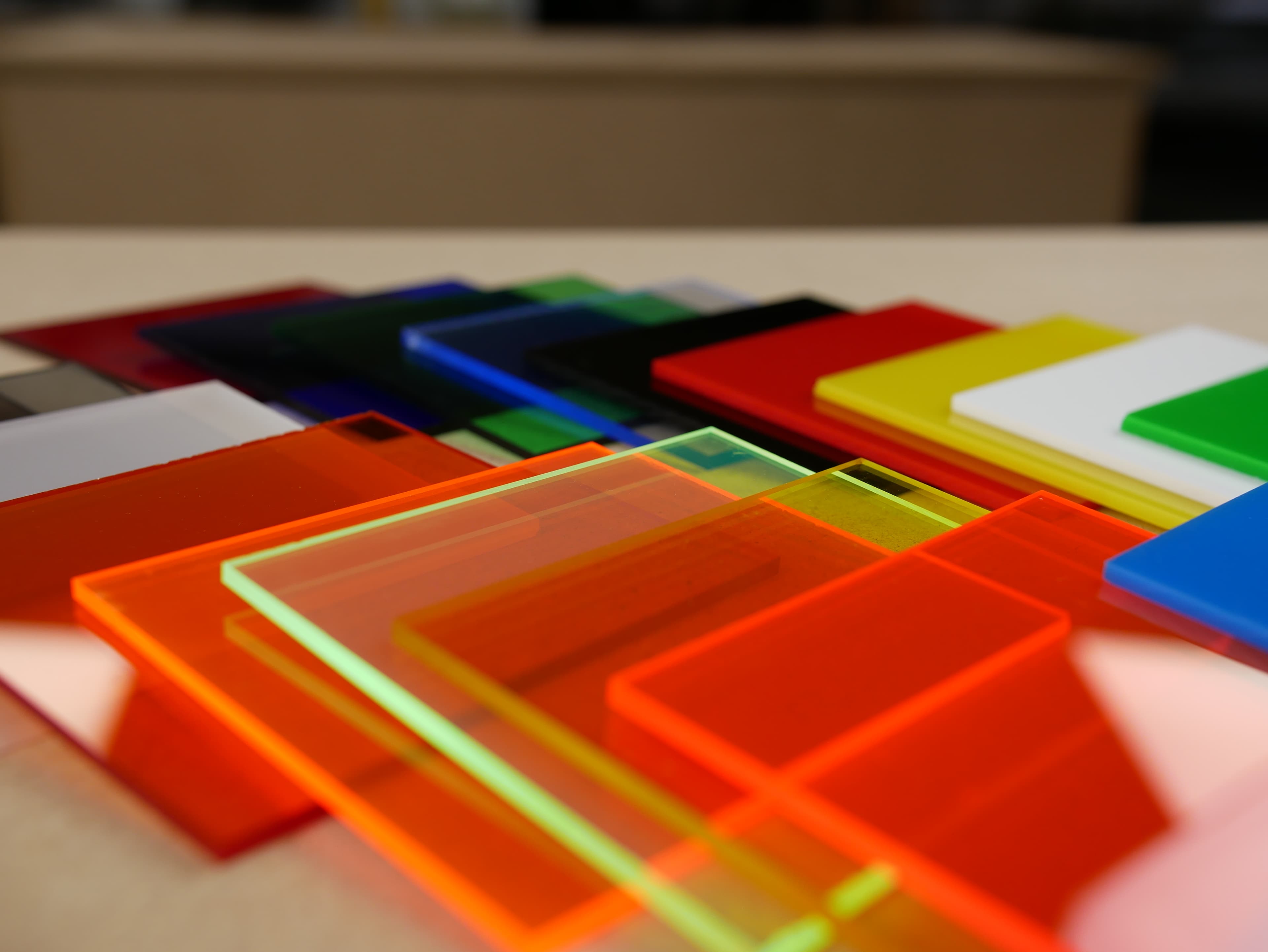 Equivalencias RAL en los colores del metacrilato